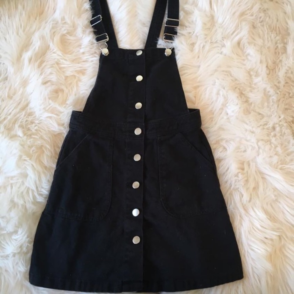 Overall dress